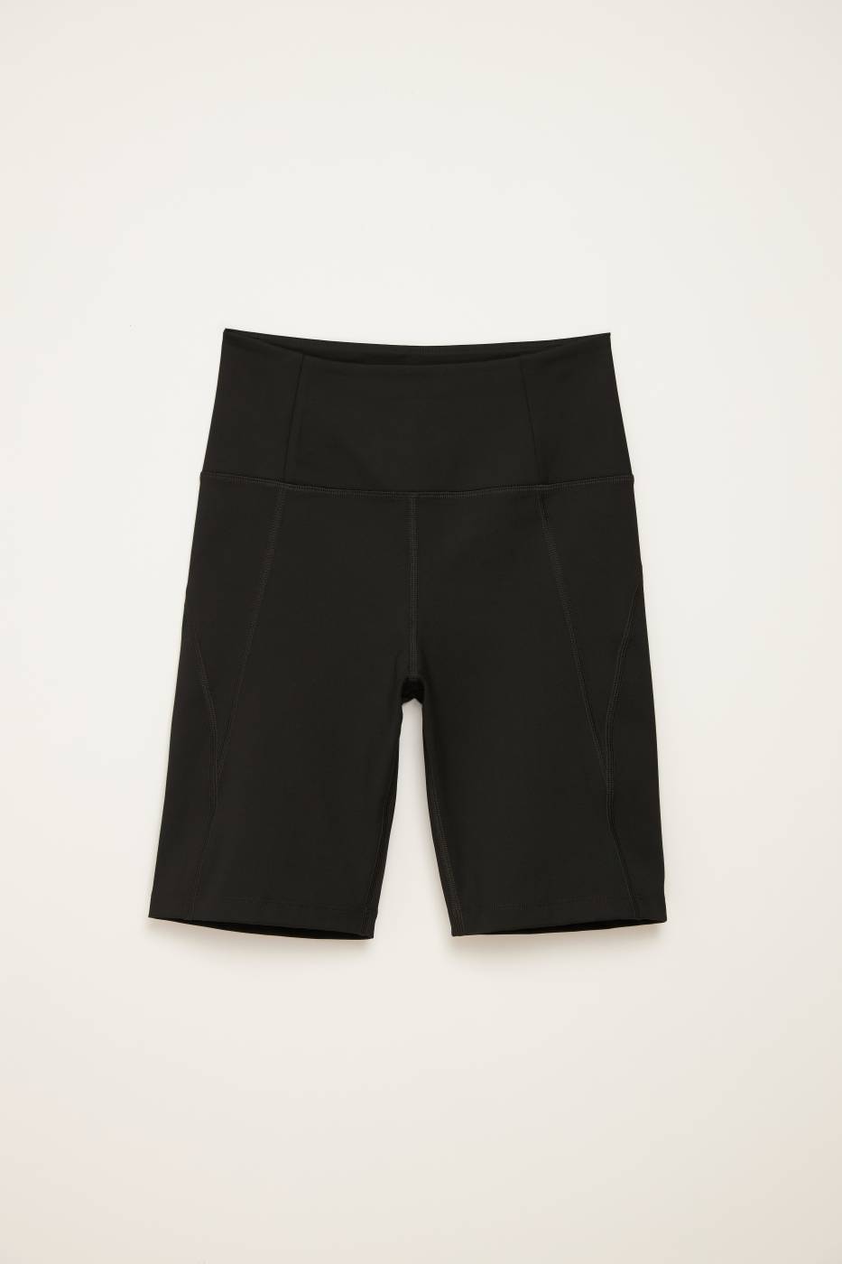 Compressive High-Rise Bike Shorts – black