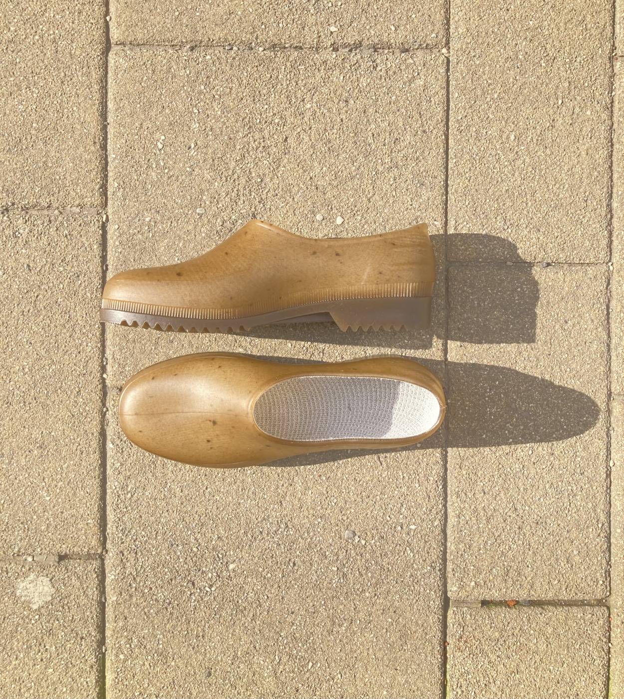 recycelte Schuhe aus Plastik und Hanf