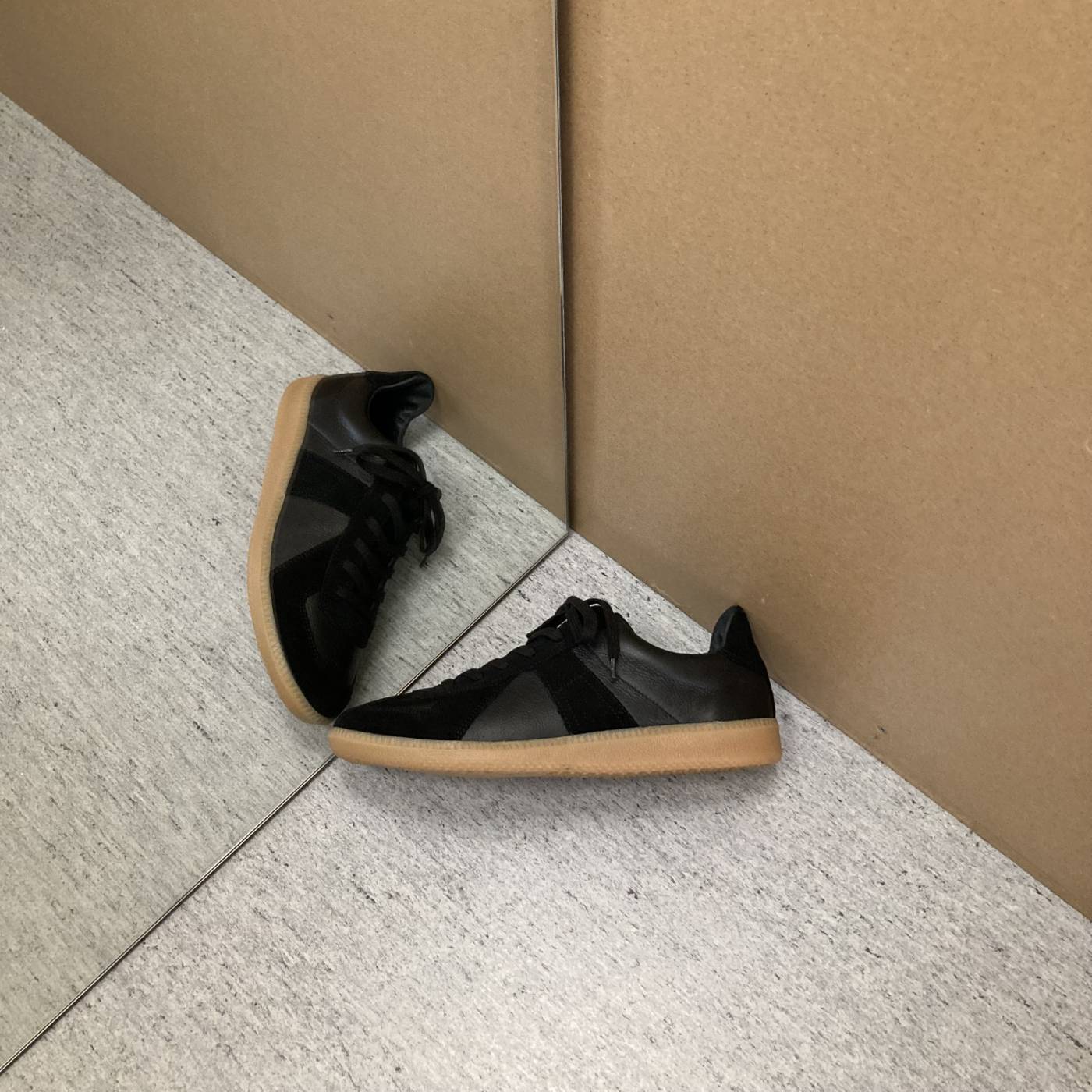 Novesta German Army Trainer Ledersneaker aus schwarzem Leder mit Sohle aus Naturkautschuk