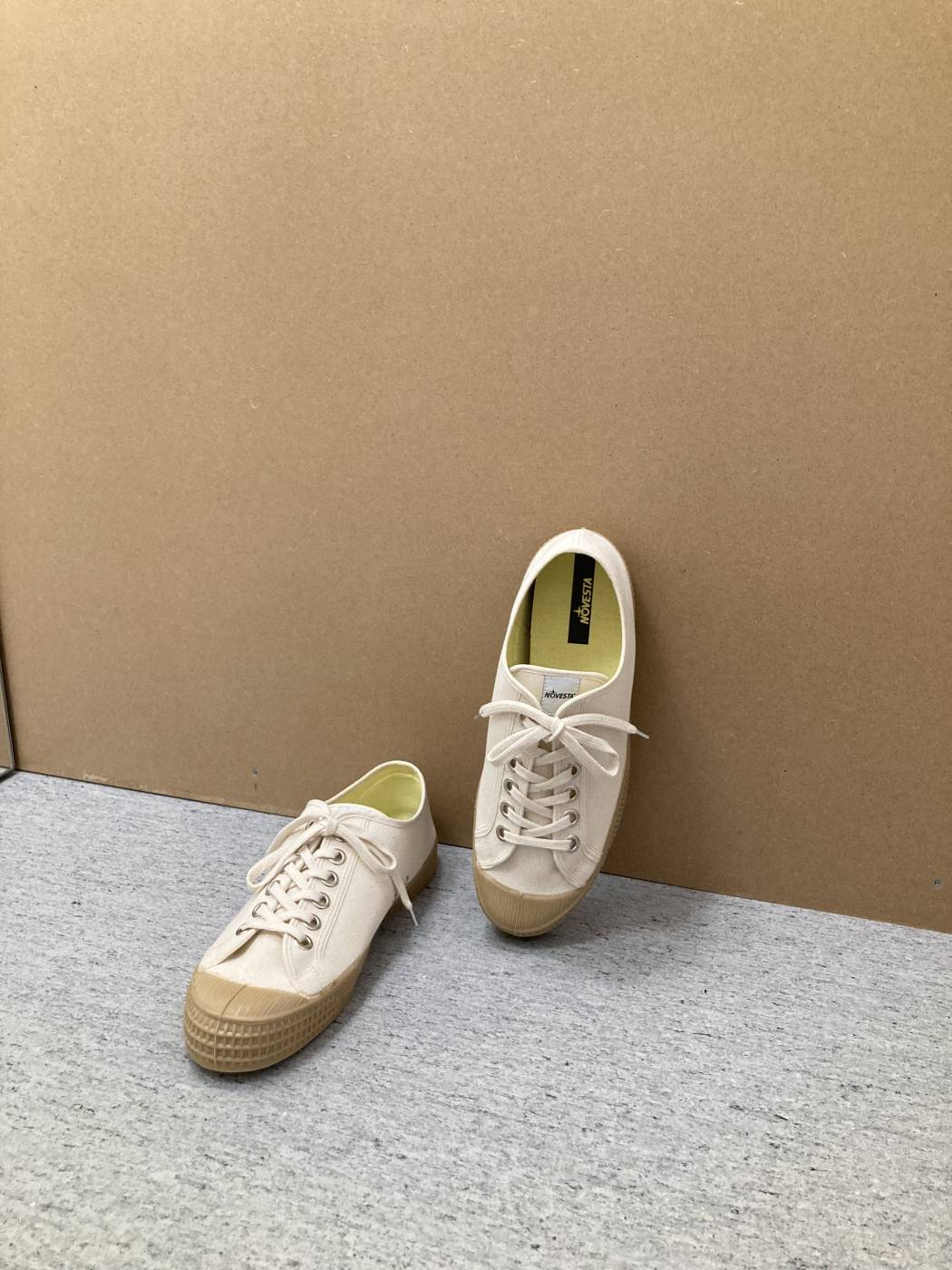 Novesta Schuhe Naturgummi beige