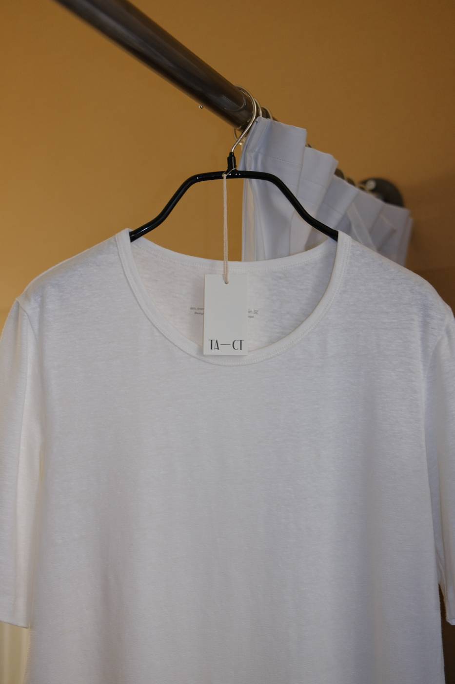 TA-CT Linen T-Shirt Kenya – white